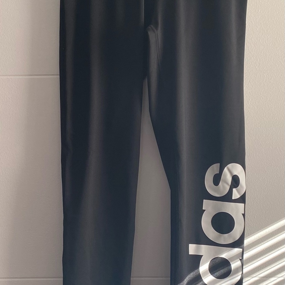 Adidas workout leggings